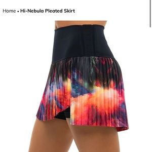 Lucky In Love Hi-Nebula Pleated Skirt size Medium
